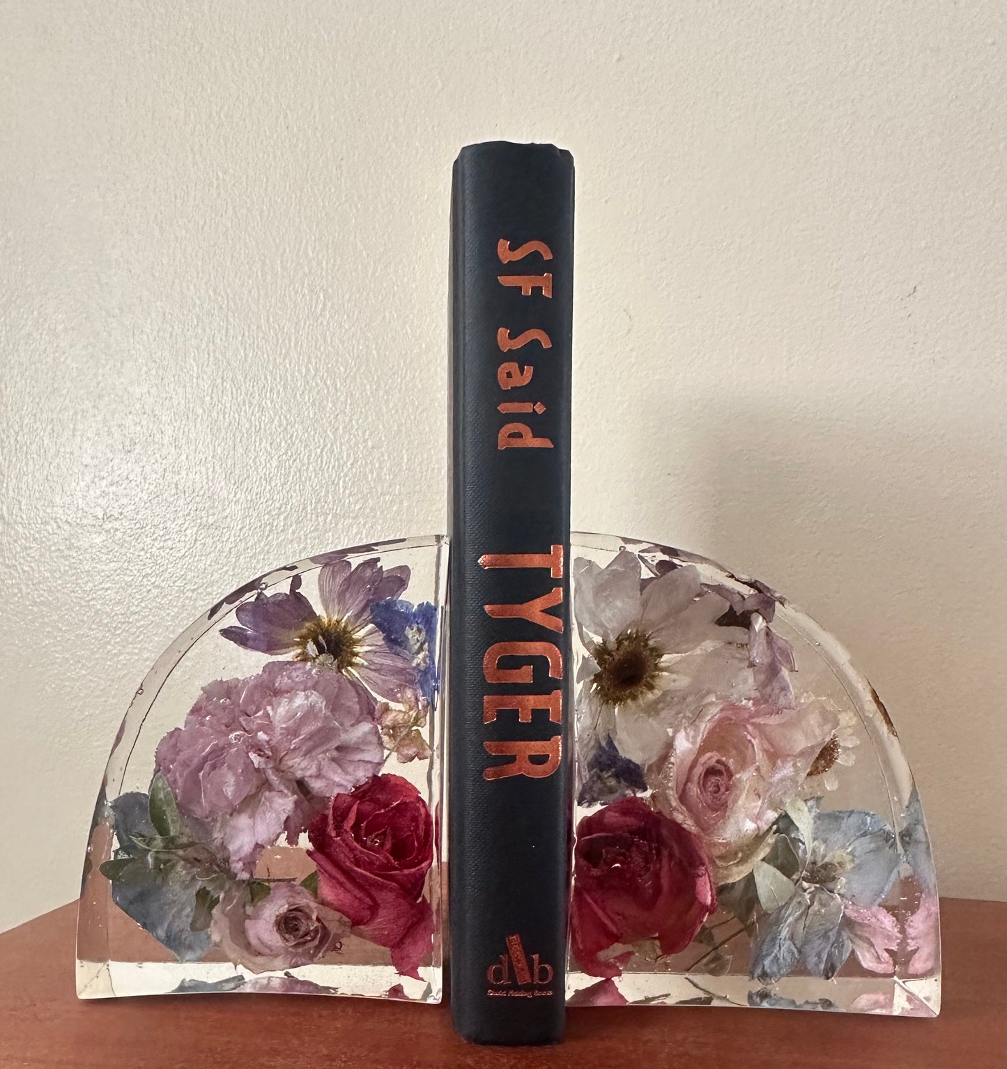 Flower preservation book ends