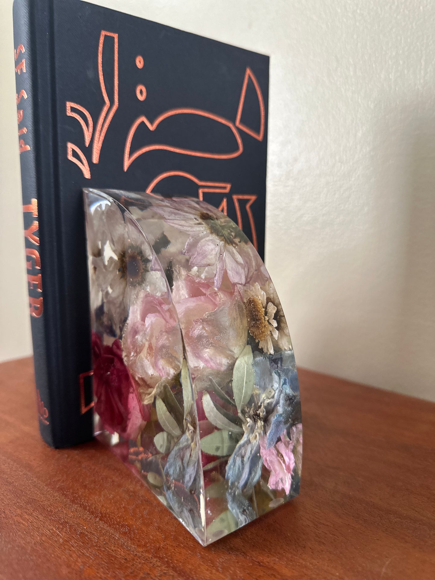 Flower preservation book ends