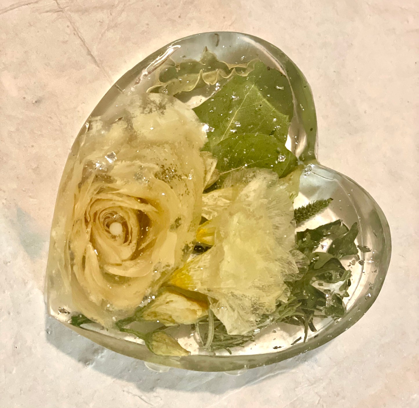 Flower preservation coasters heart shaped