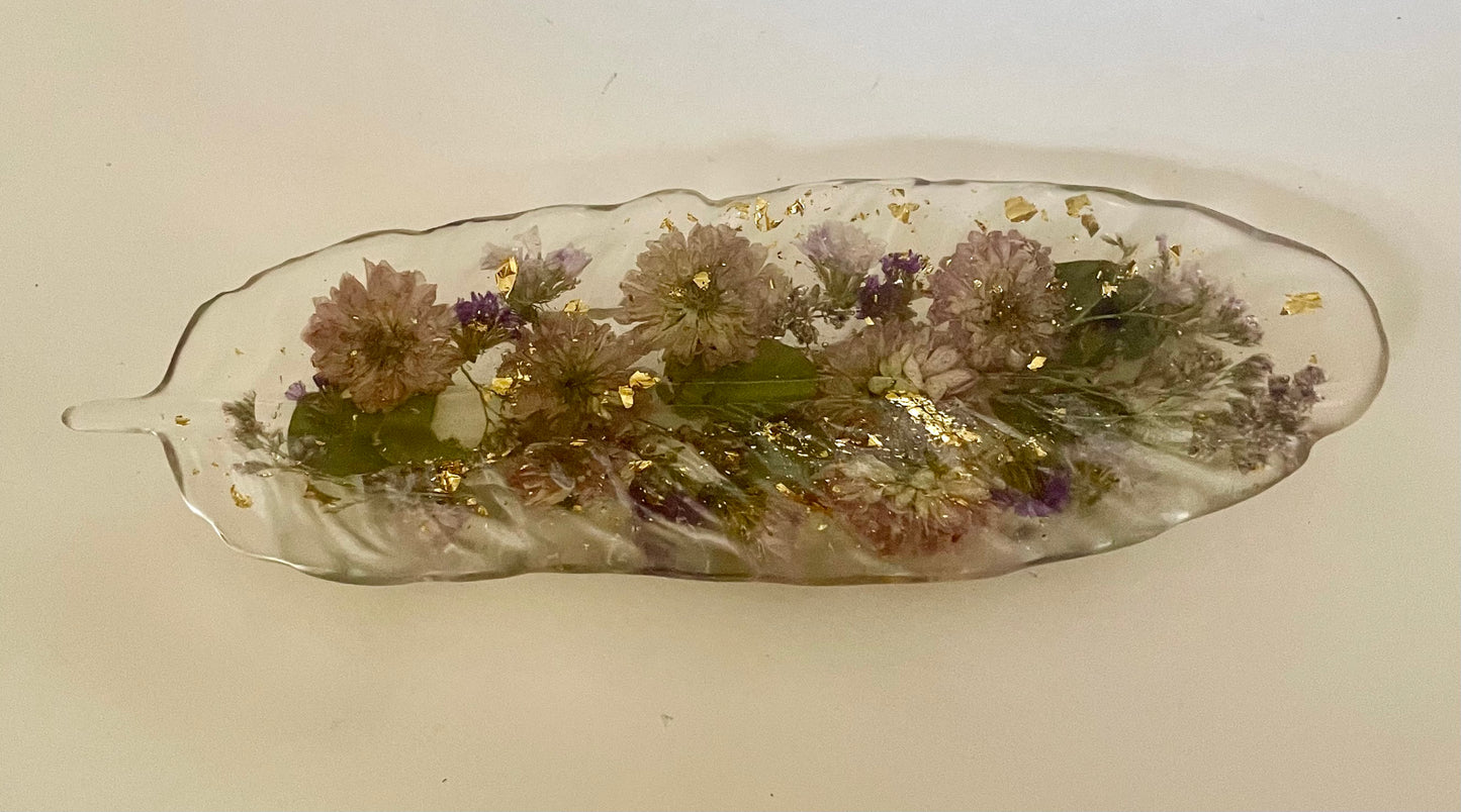 Flower preservation resin feather trinket dish