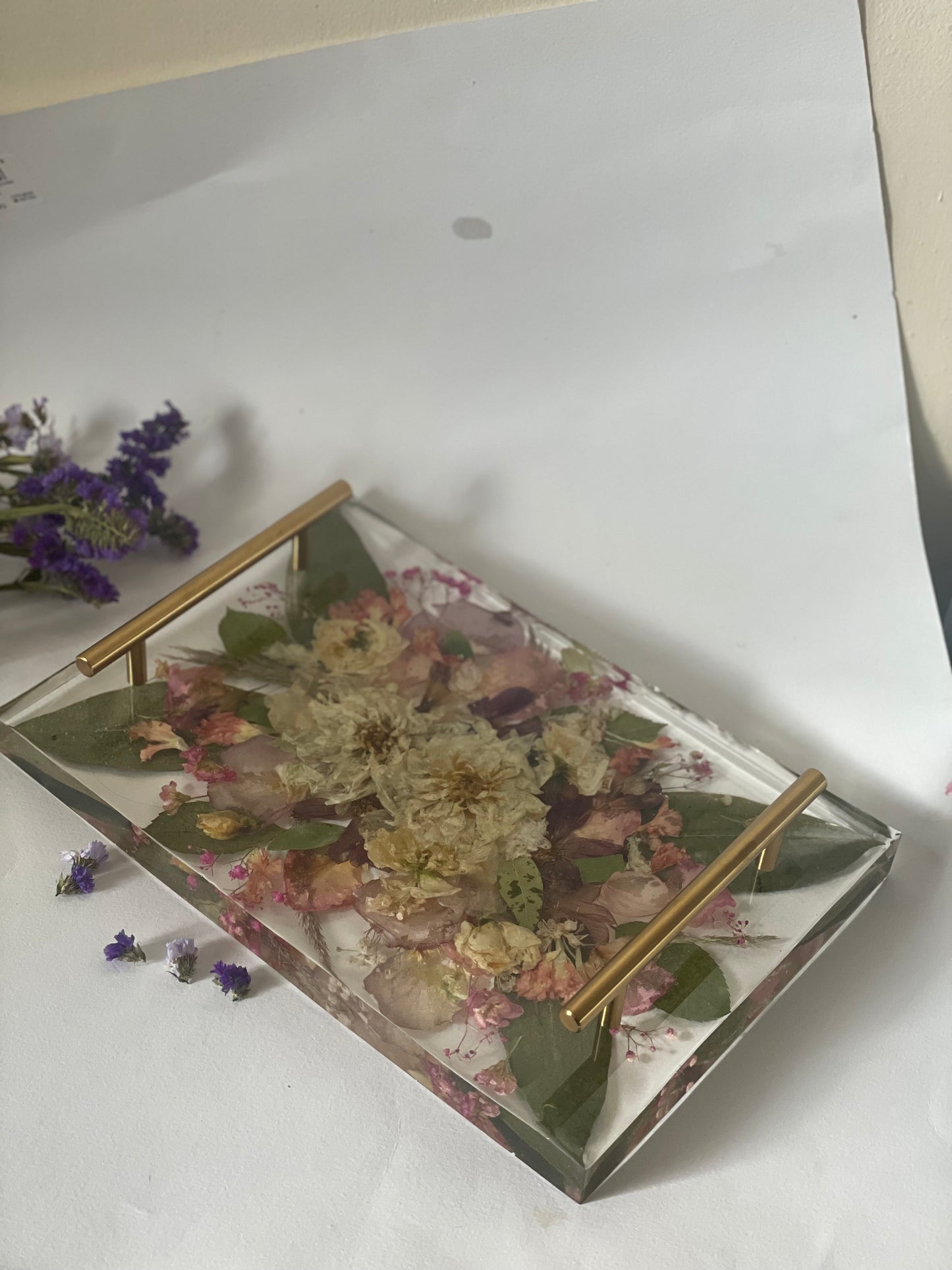 Flower preservation tray