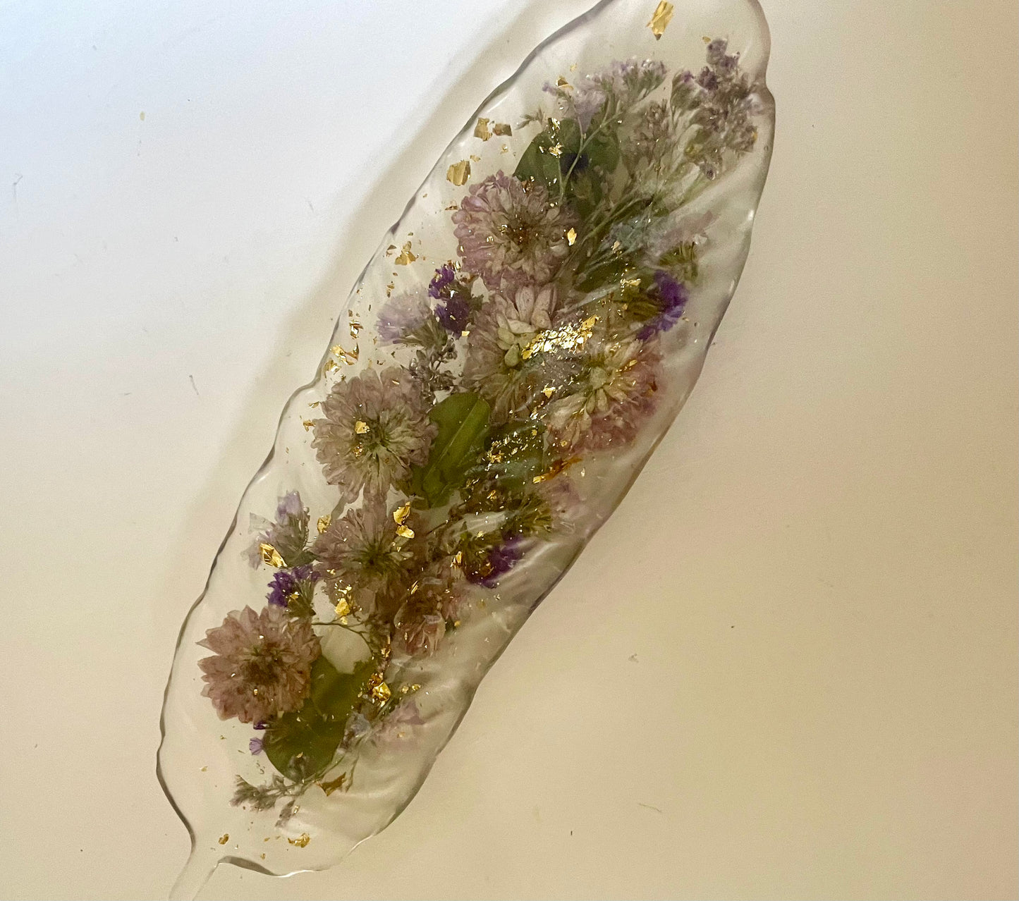 Flower preservation resin feather trinket dish