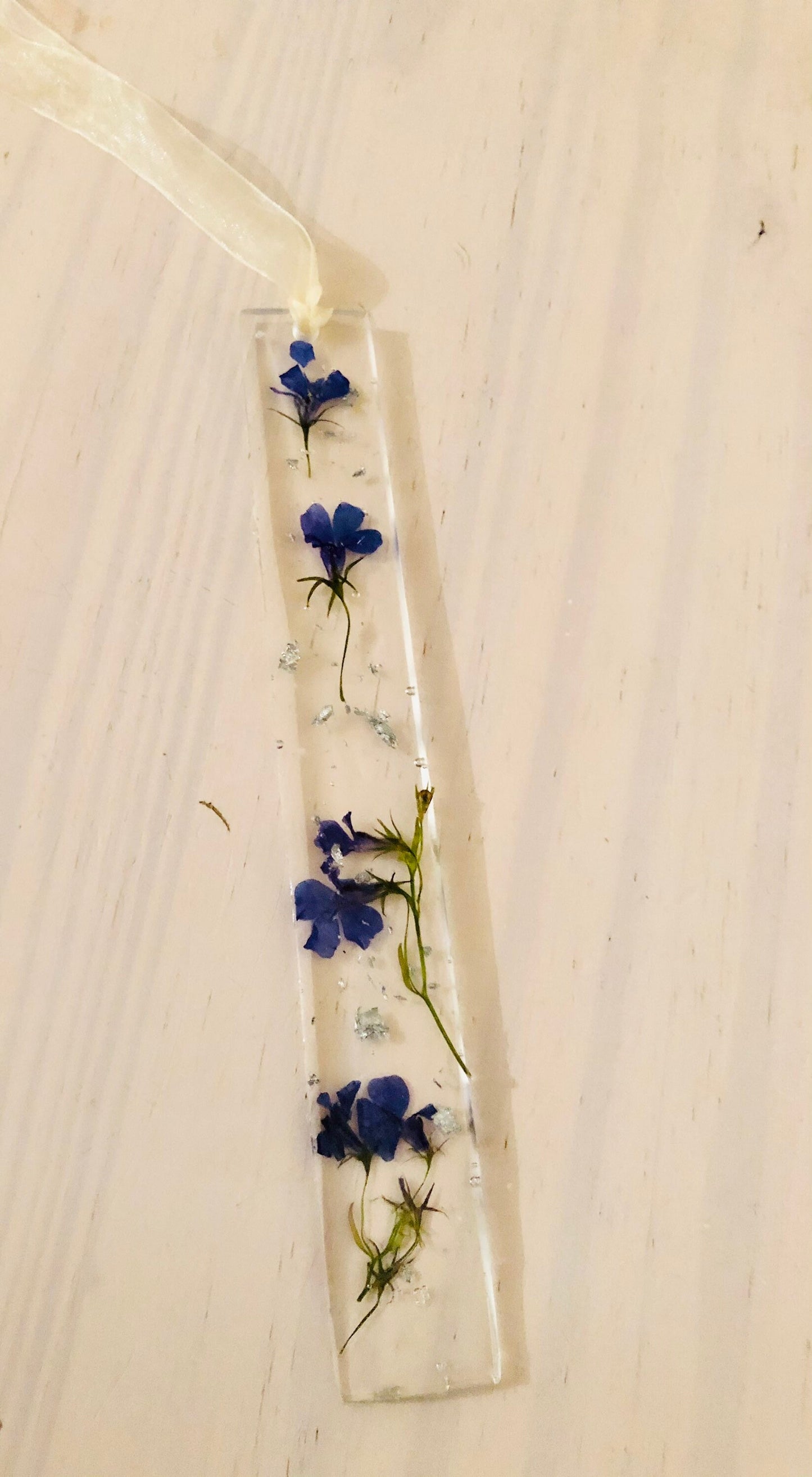 Real flower bookmark, flower bookmark, resin bookmark, blue flower bookmark, pressed flowers bookmark , botanical bookmark, gift for her,