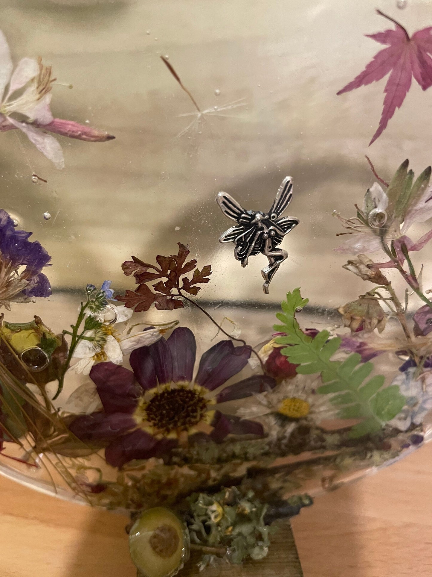 wildflower resin freestanding gift for her, resin and dried flower scene with silver fairy, flowers in resin gift for her,
