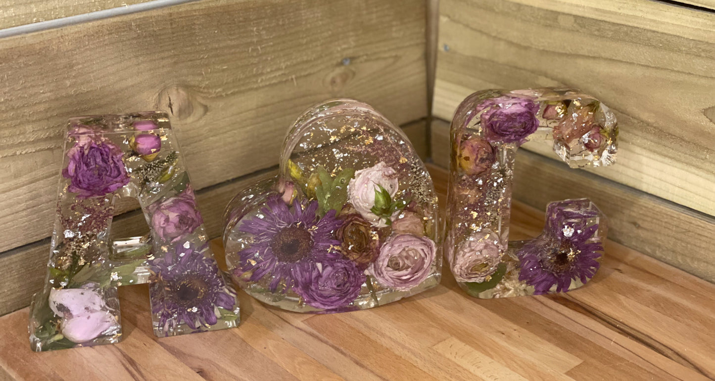 Wedding flower preservation in resin, real flowers in resin, wedding keepsake, bridal momento, bridal bouquet preservation ,