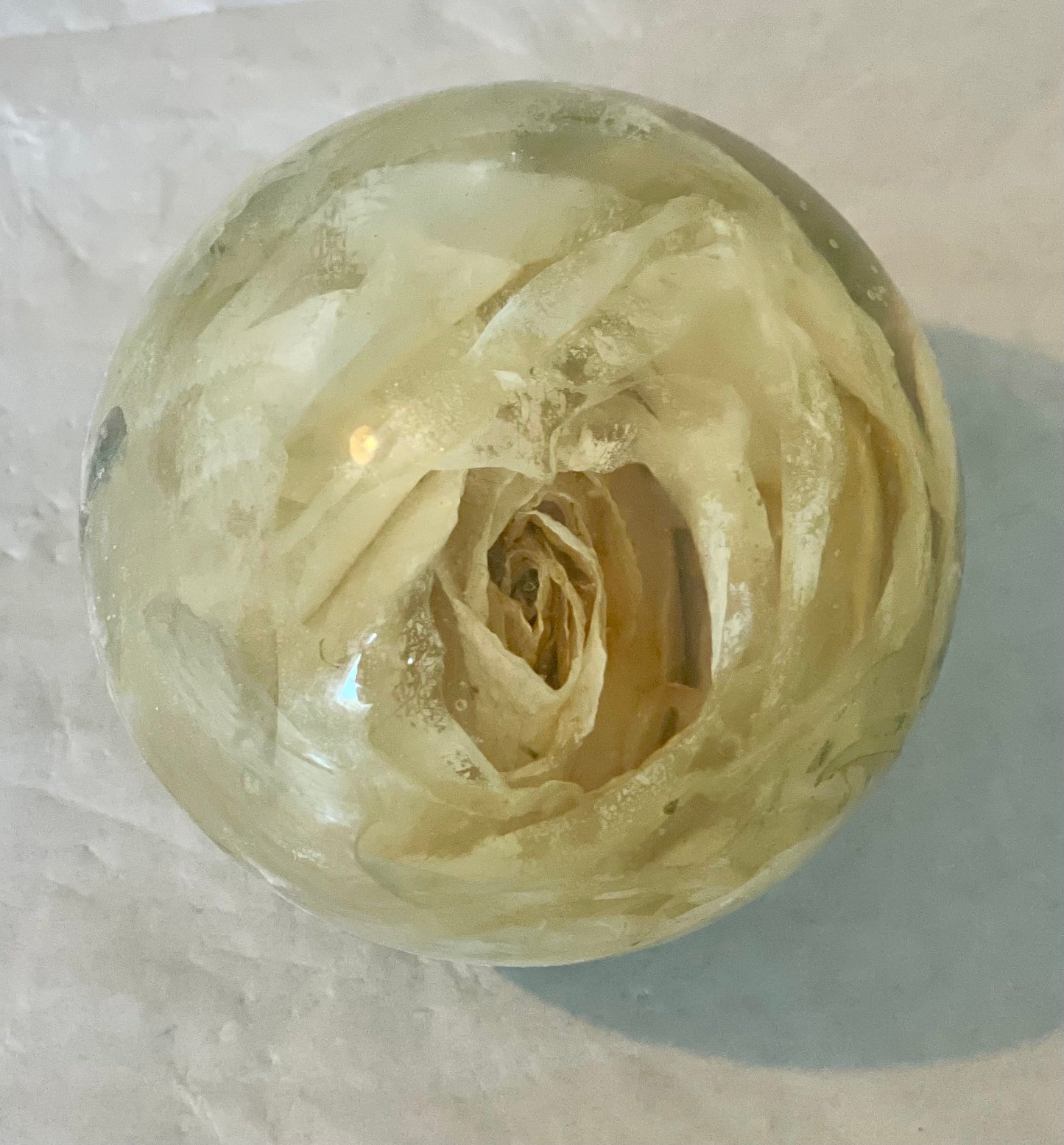 Flower preservation orb 8 cm, preserved flowers, wedding keepsake, wedding bouquet, preserved flowers in resin, resin orb flower preservation,