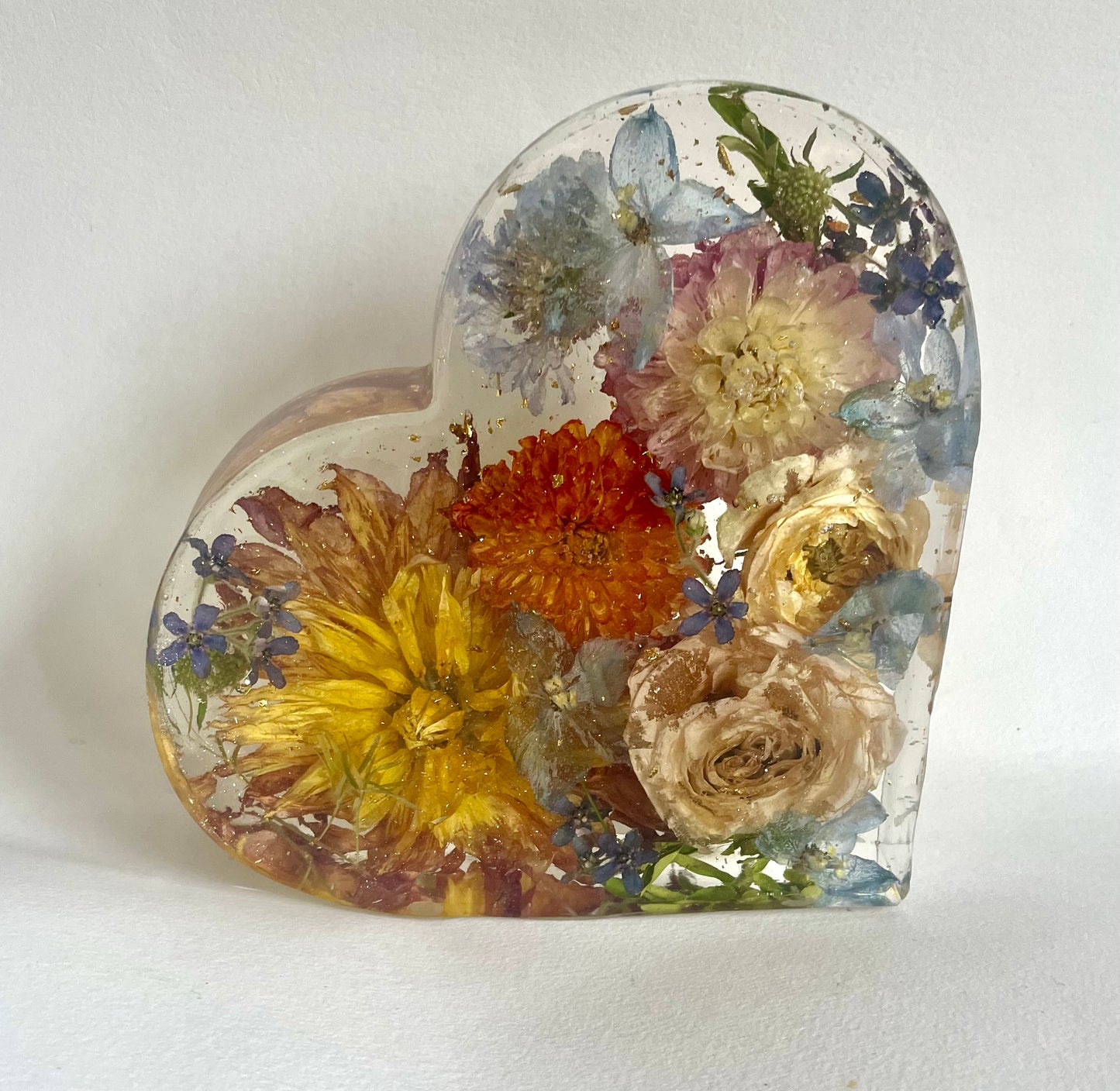 Large flower preservation heart