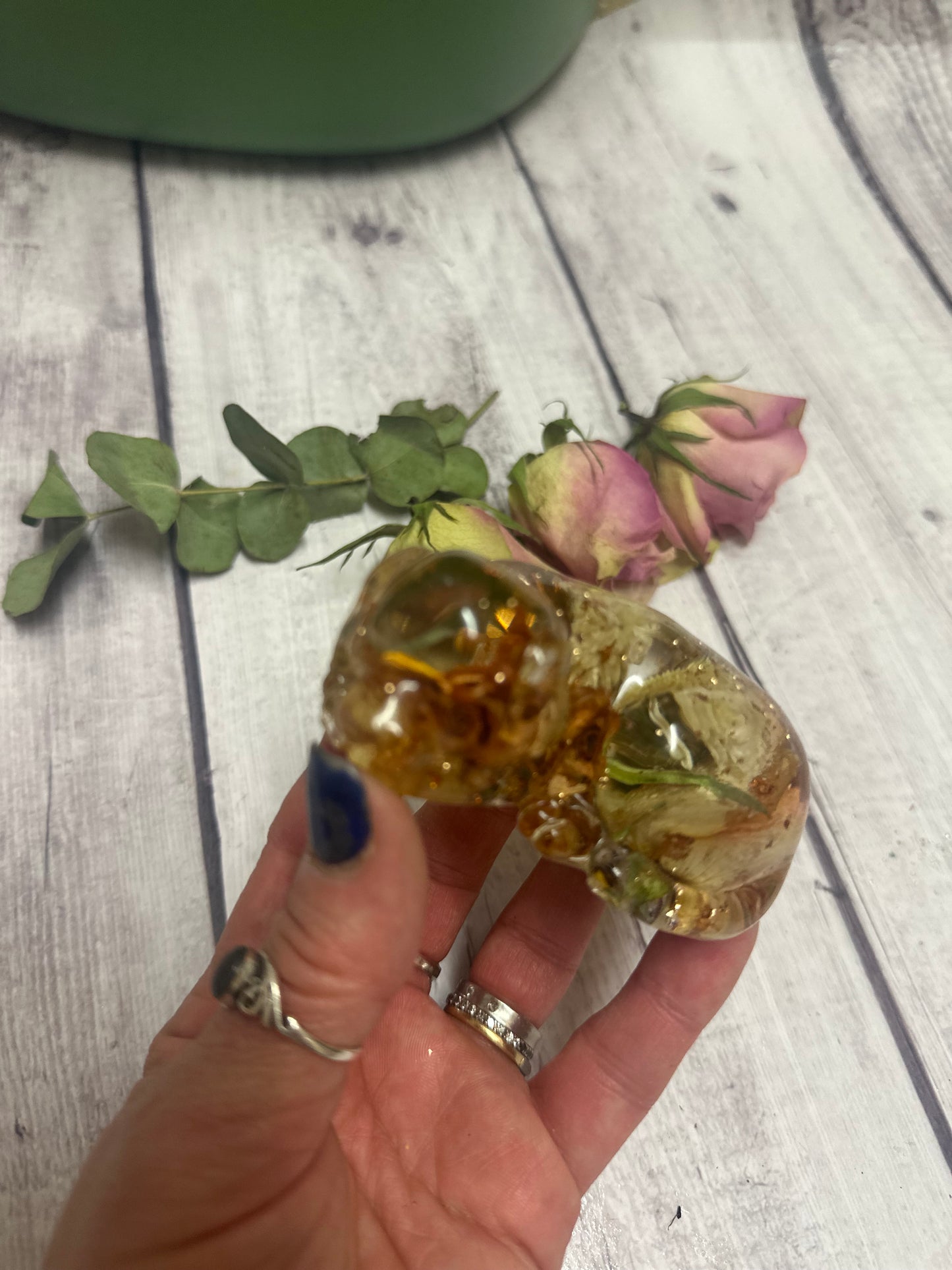 Resin dog memorial