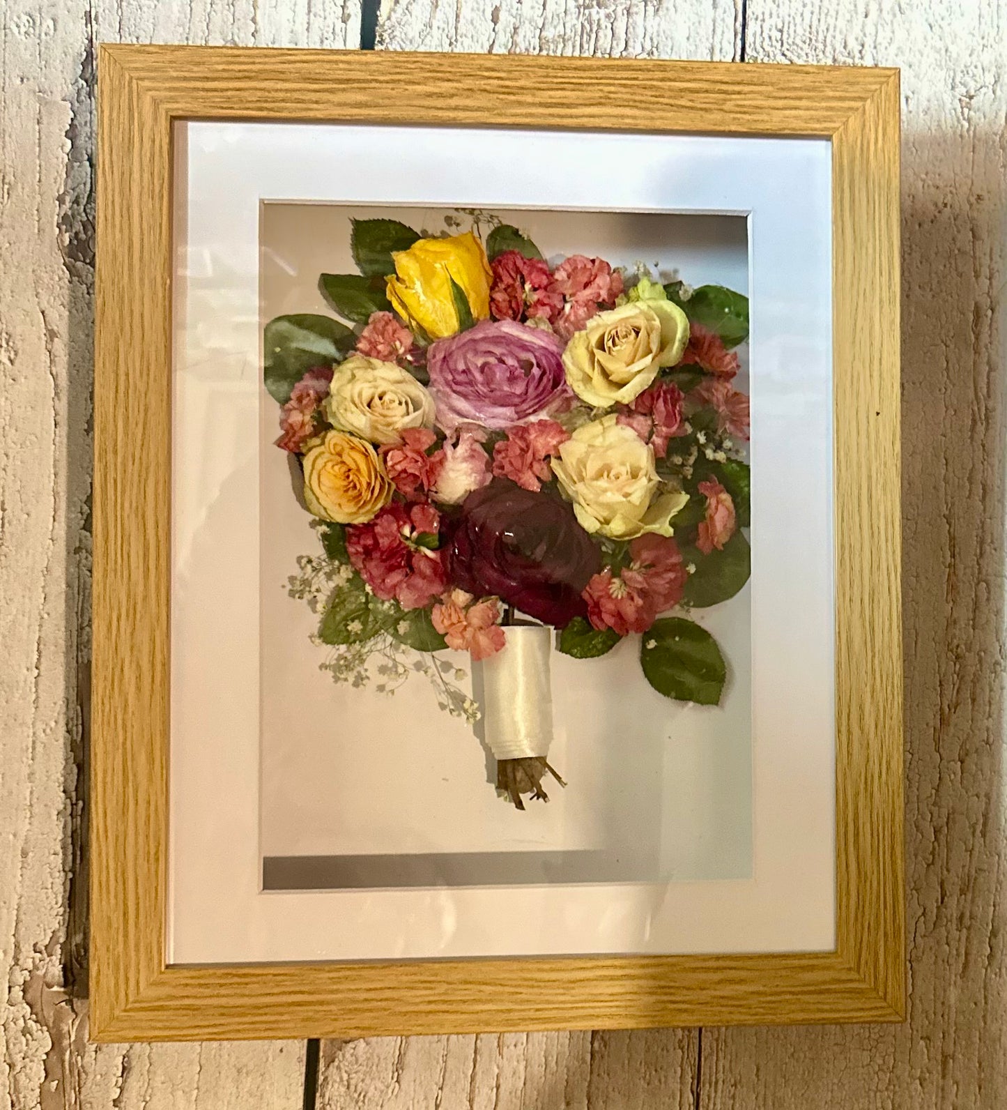 Dried flower preservation frame