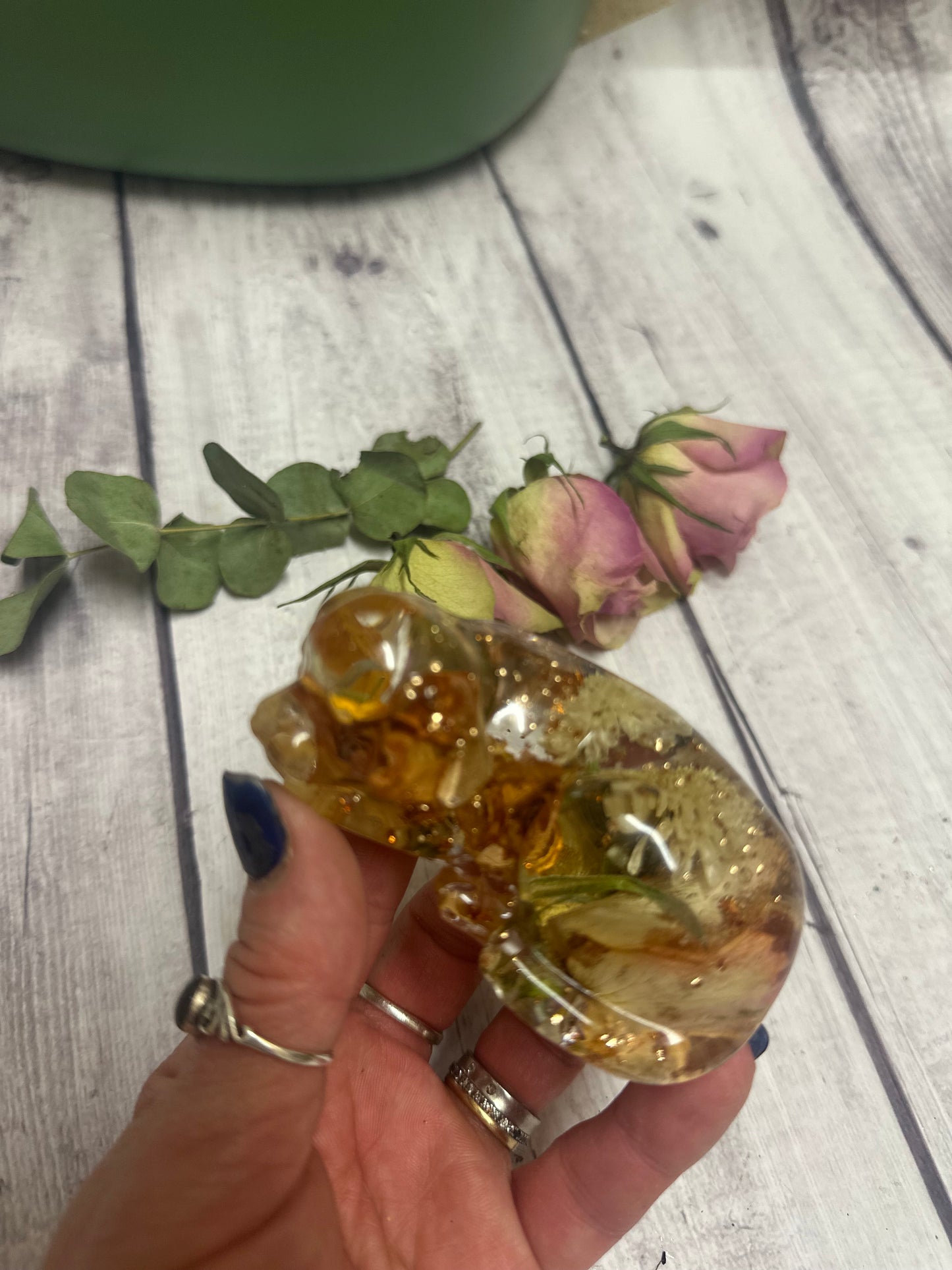 Resin dog memorial