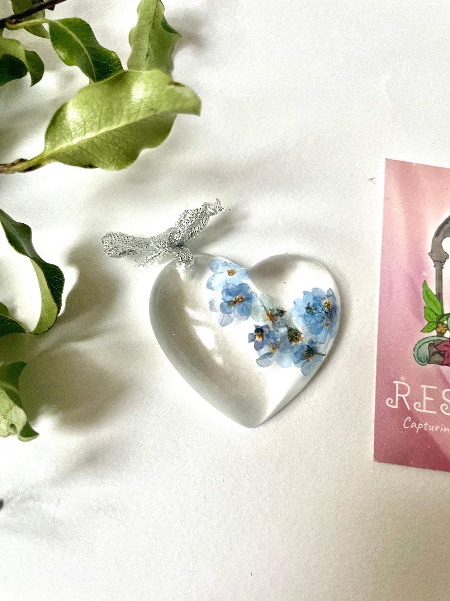 Forget me not and resin pocket hug