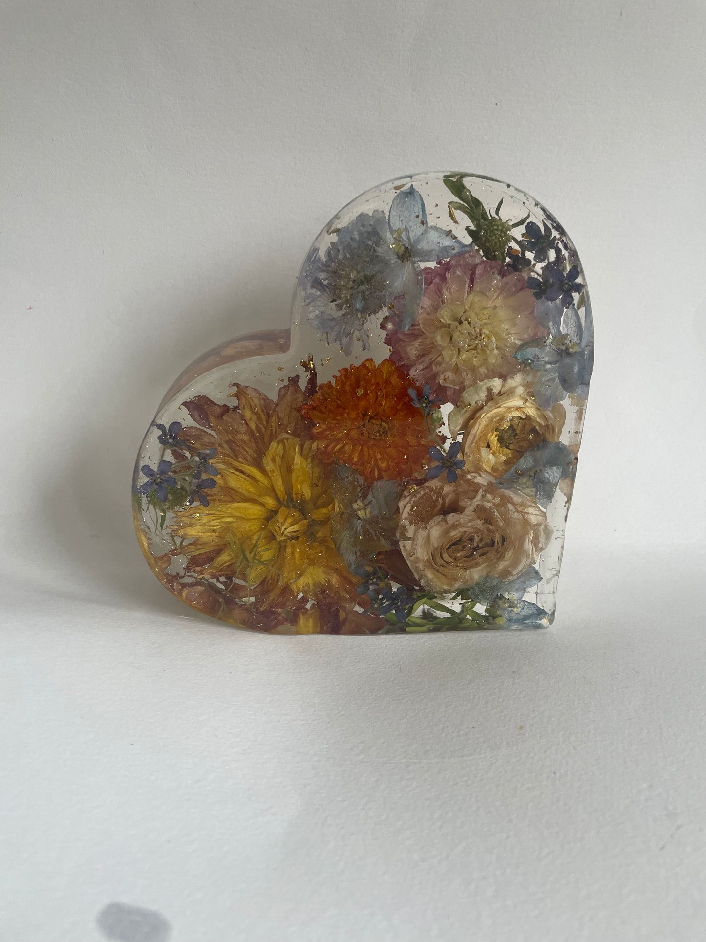 Large flower preservation heart