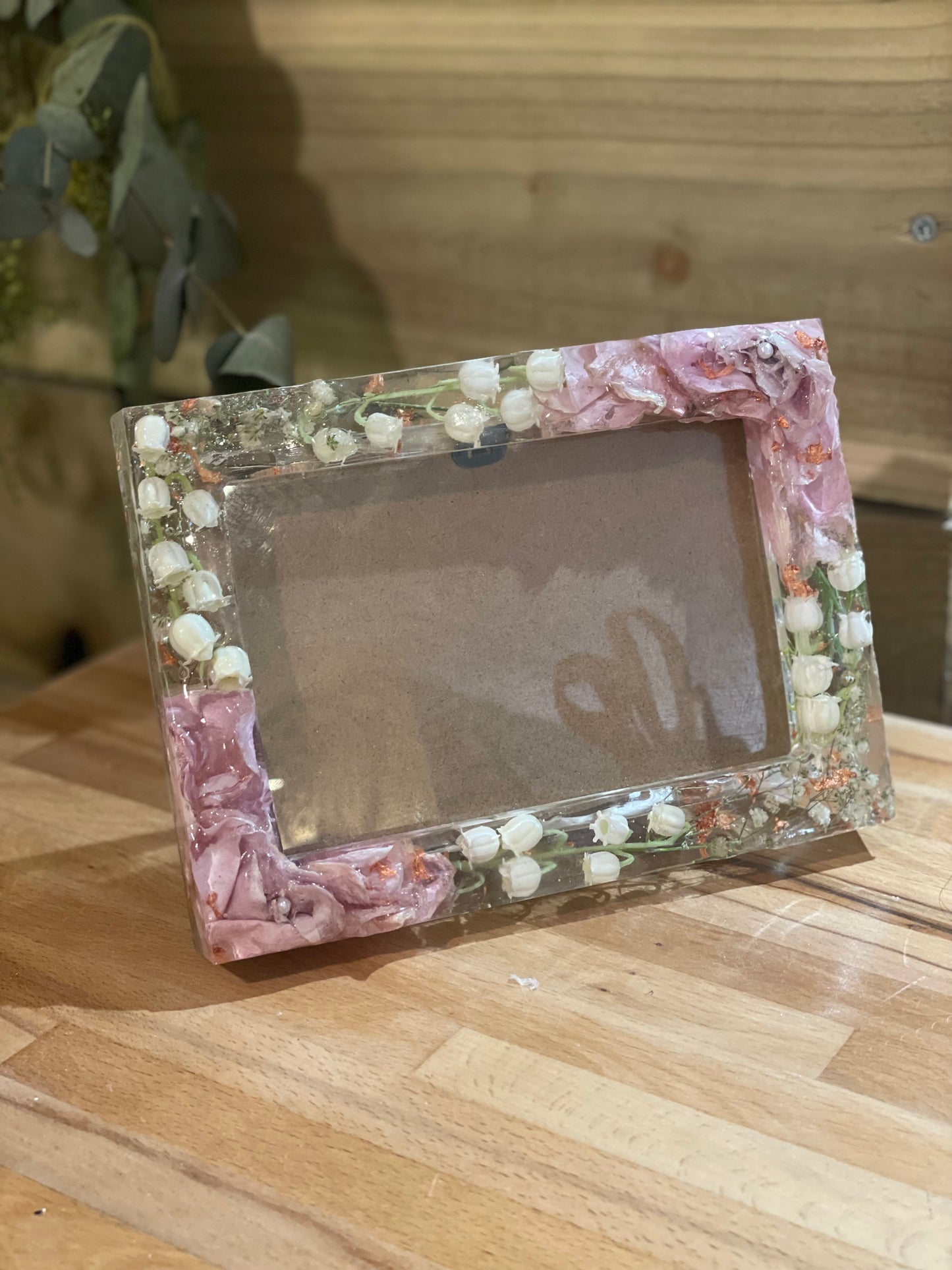 Flower preservation resin photo frame