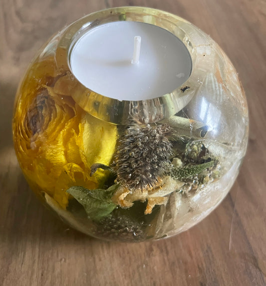 Flower preservation candle holder