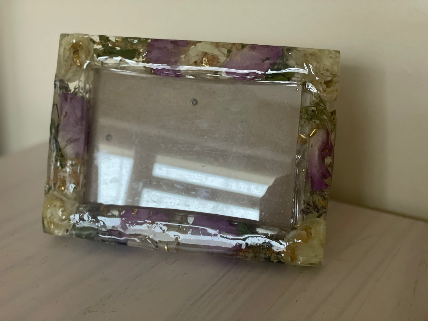 Flower preservation resin photo frame