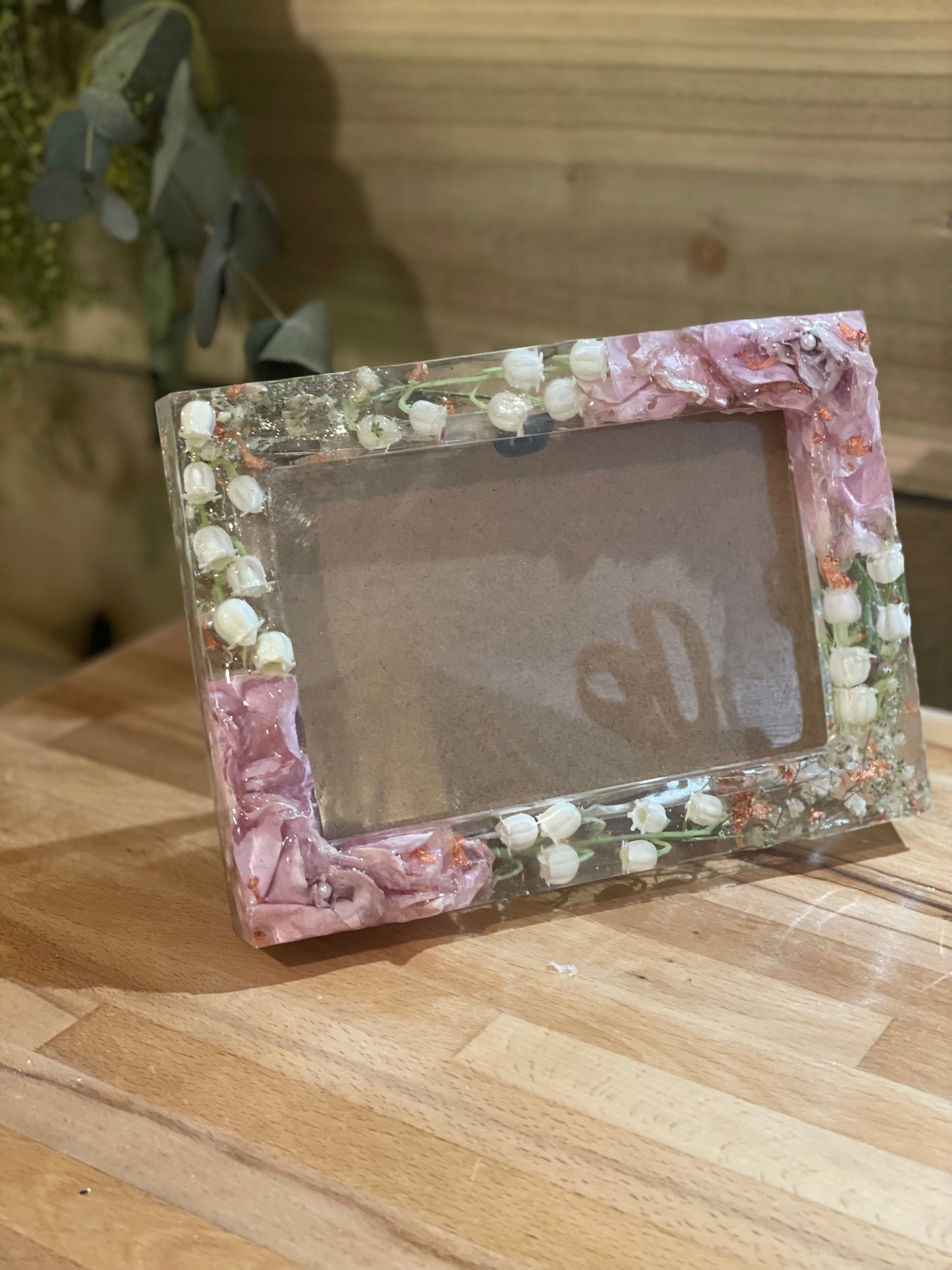 Flower preservation resin photo frame