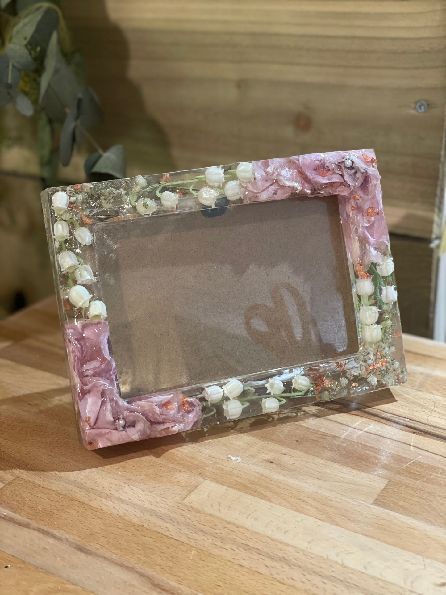 Flower preservation resin photo frame