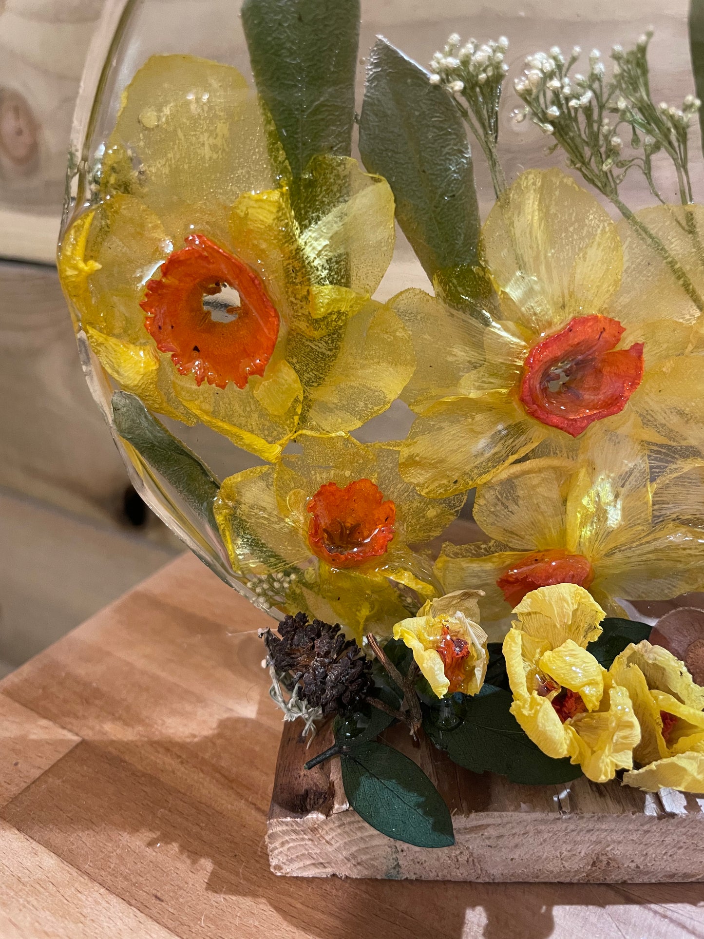 Real daffodils in resin freestanding ornament, handmade real flower gift for her