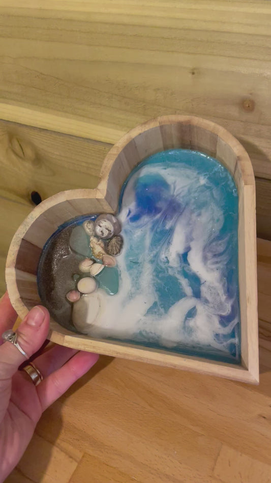 Resin wave heart wooden trinket dish