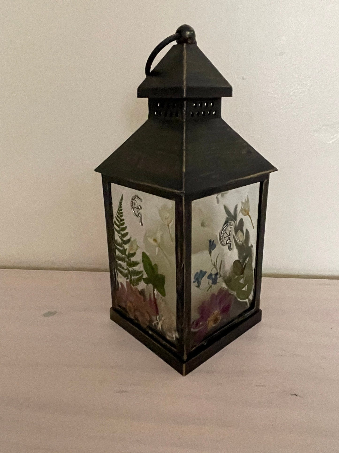 Lantern with real flowers and silver fairy charm, Flower fairy night light, flower decor lantern, lantern with real flower decoration,