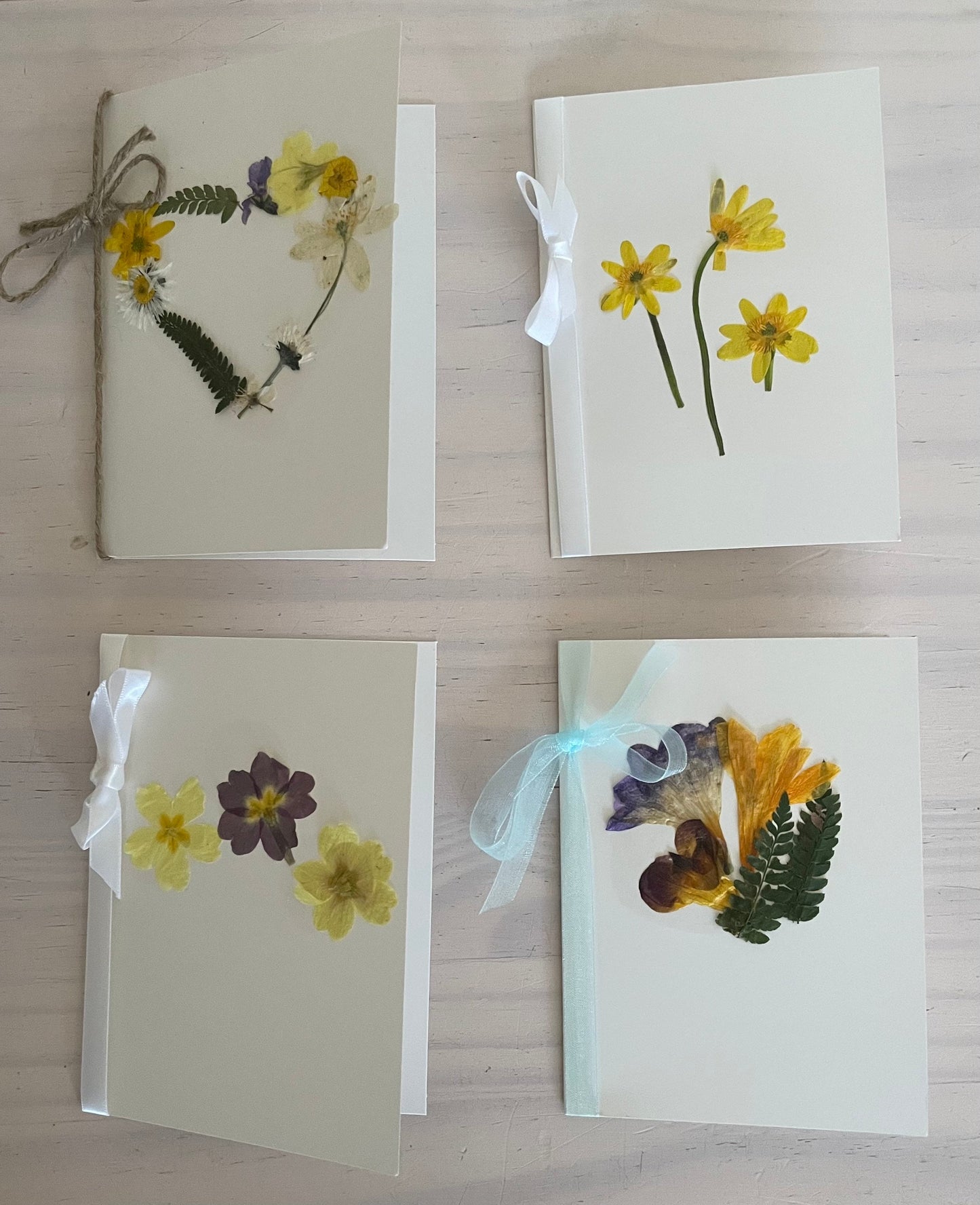 Greetings cards hand decorated with pressed flowers,blank cards with real dried flowers,cards for her,real flowers,gift cards,thank you card