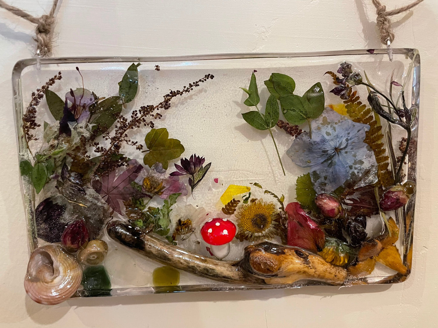 Woodland scene in resin, resin art,handmade  gift,home decor, gift for her, Christmas gift,real flowers, pressed flower wall art, unique gif