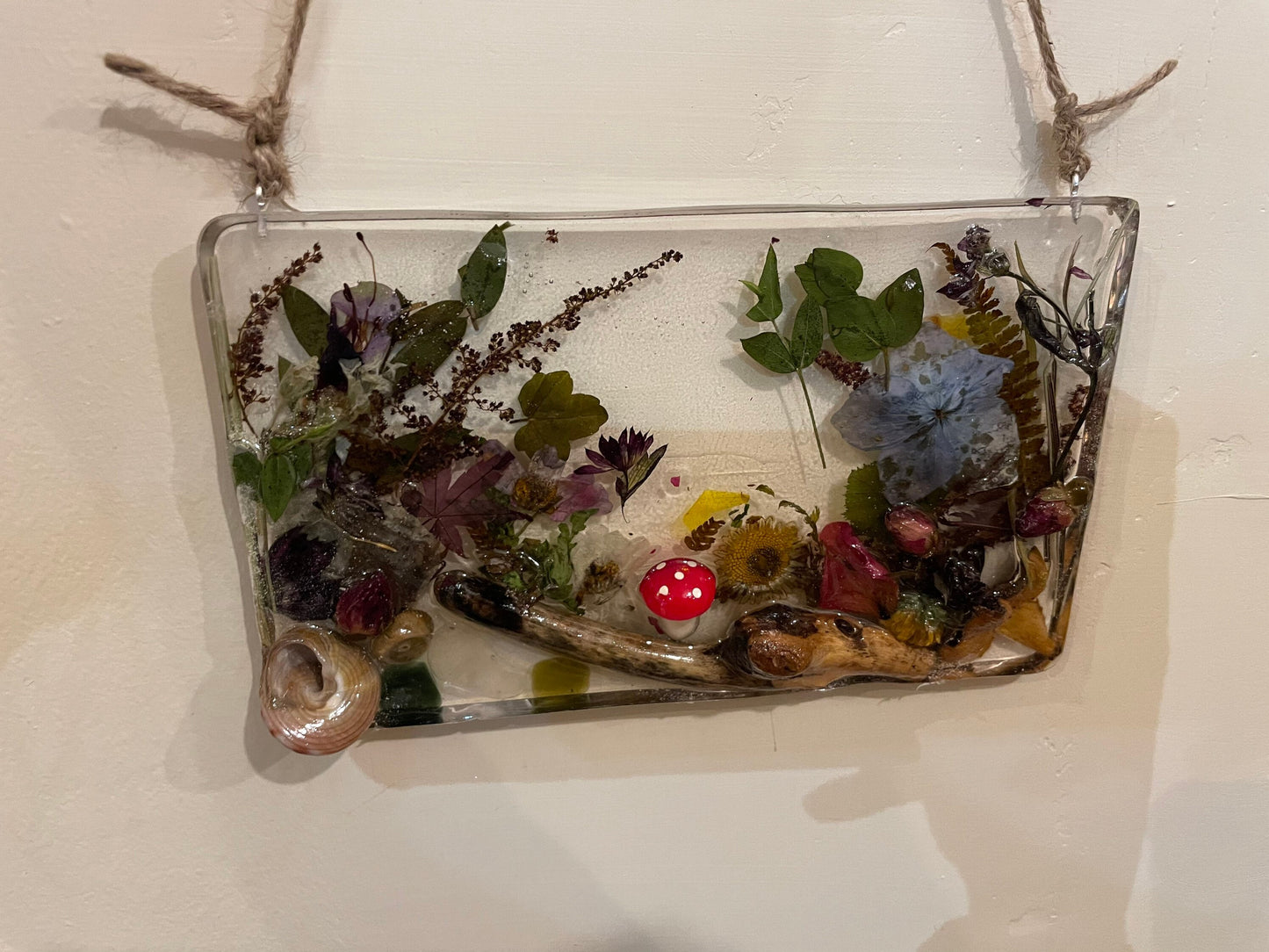 Woodland scene in resin, resin art,handmade  gift,home decor, gift for her, Christmas gift,real flowers, pressed flower wall art, unique gif