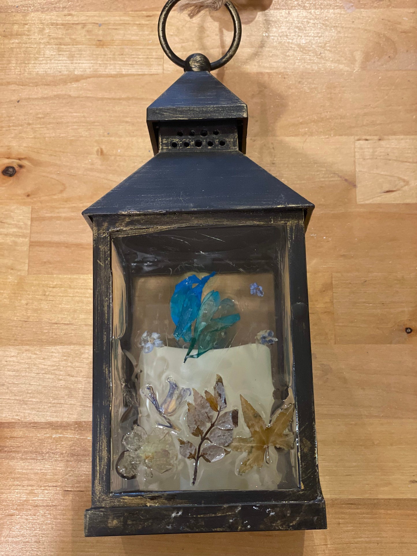 Real flower Lantern, flower lantern centre piece,hand decorated lantern with real flowers,Birthday gift for her, Christmas gift for her,