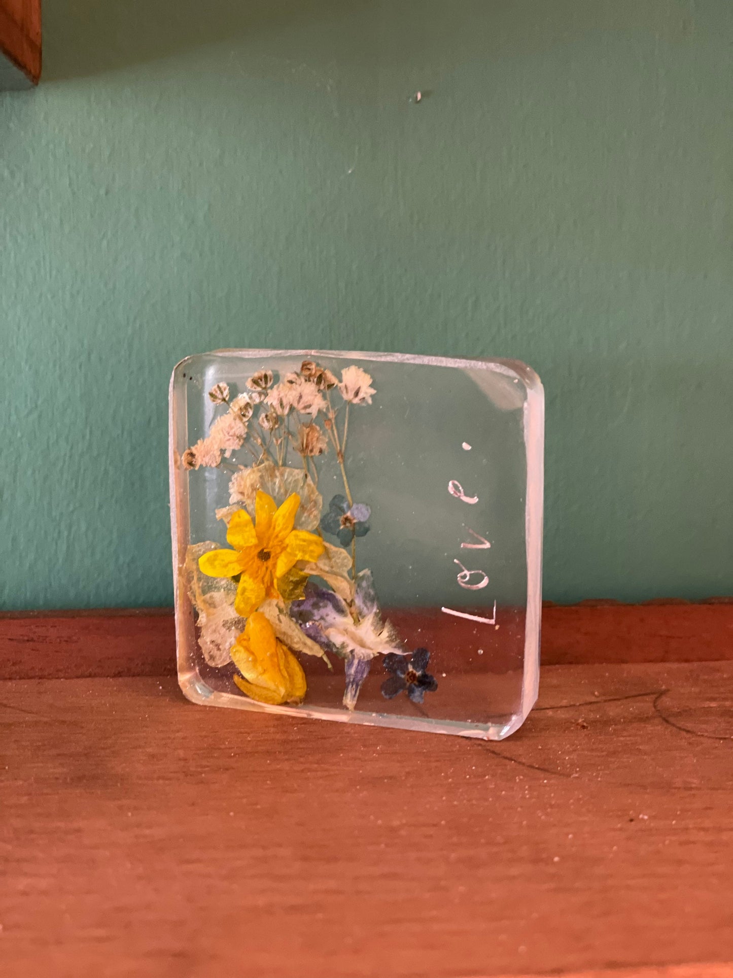 Real flowers in resin gift,personalised gift for her,Mum birthday gift,grandparent gift,resin pocket hug,birthday gift for her,