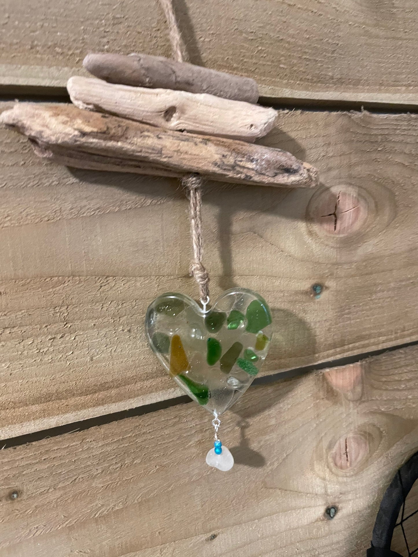 Sea glass Resin hanging heart wall art,heart wall decor gift, birthday gift for beach lover, seaside gift for her, resin heart gift,