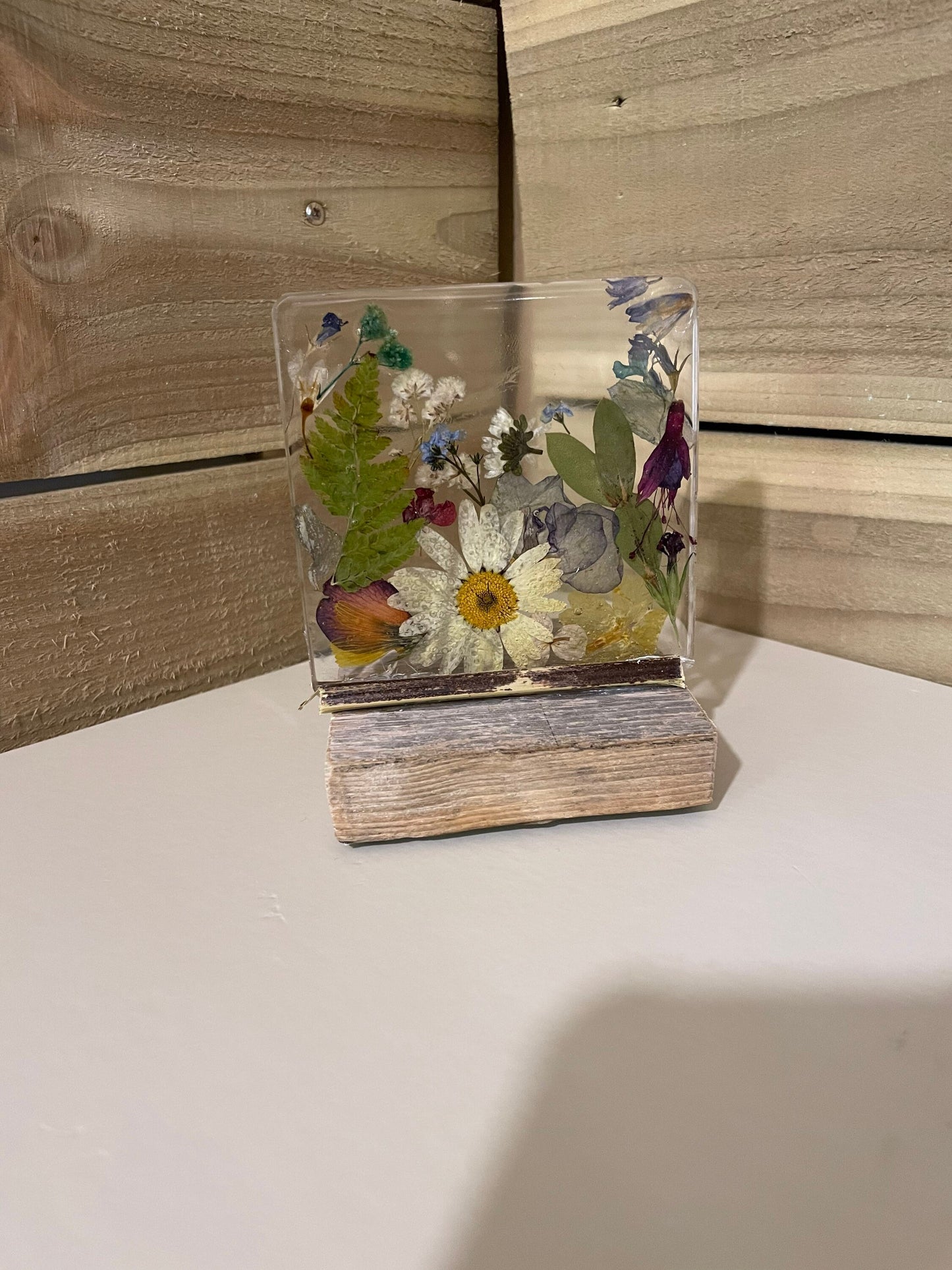 Wildflower and resin unique freestanding home decor, gift for her, birthday gift for nature lovers, Mothers Day gift, flower resin ornament,