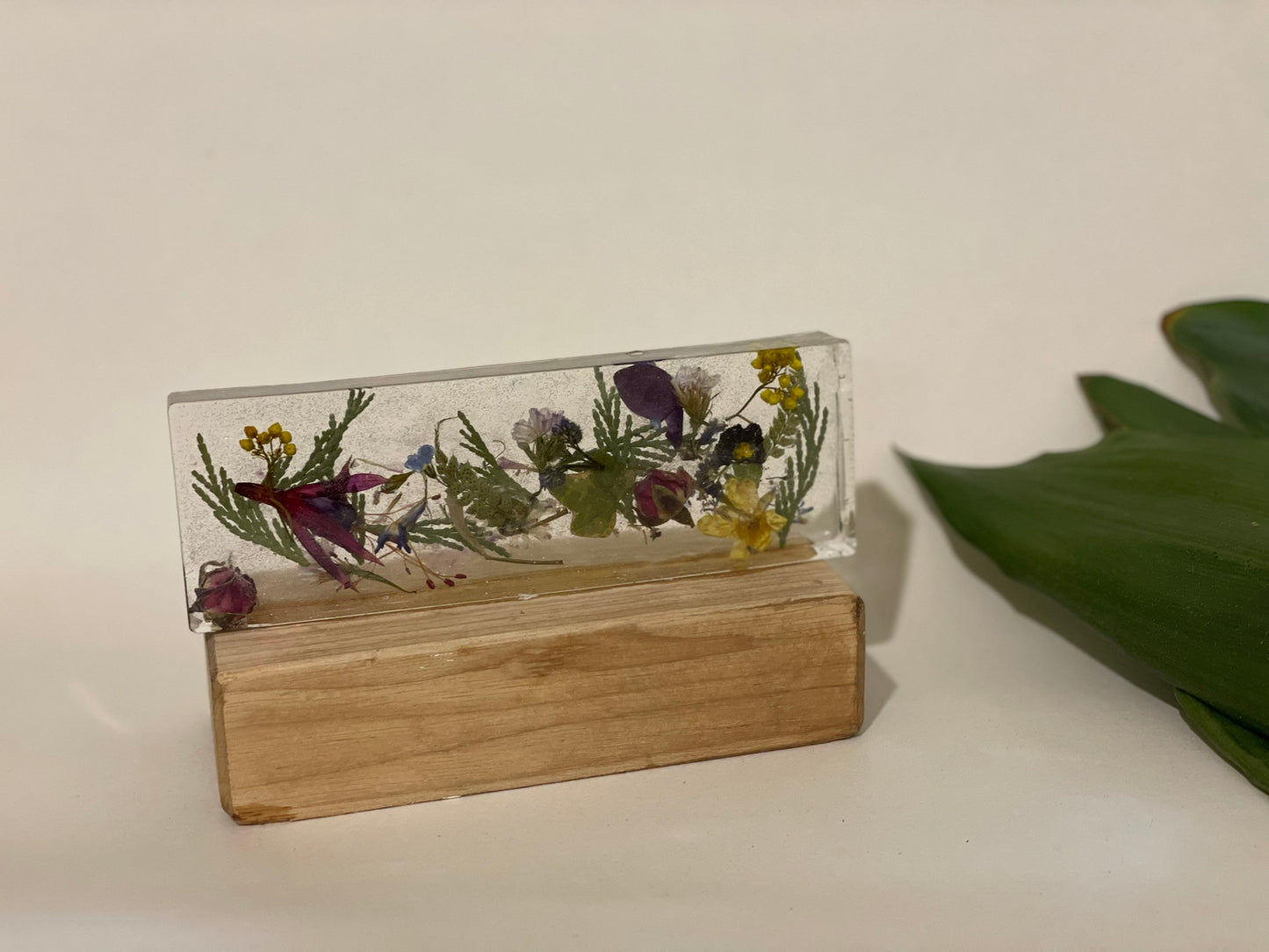 Wildflower and resin unique freestanding home decor, gift for her,  birthday gift for nature lovers, English garden, Mother’s Day gift