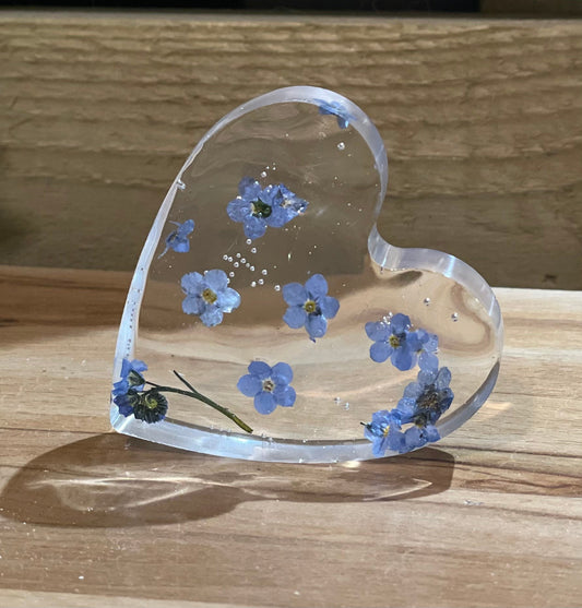 Forget me not free standing heart, Mother’s Day gift, memorial gift, gift for her, gift for nature lover, wildflower heart, sympathy gift,