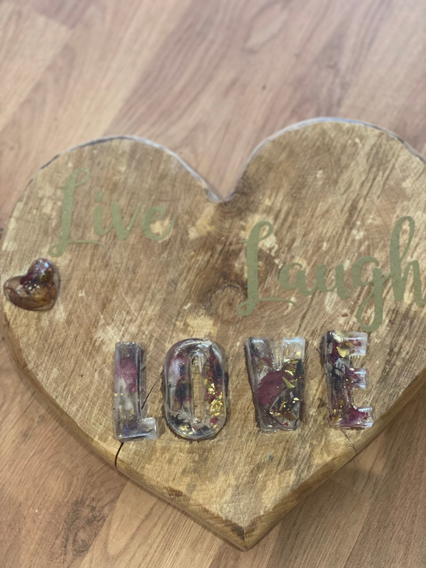 Live laugh love wooden heart with resin letters, hanging wall sign, gift for her, home sign with real flowers, housewarming