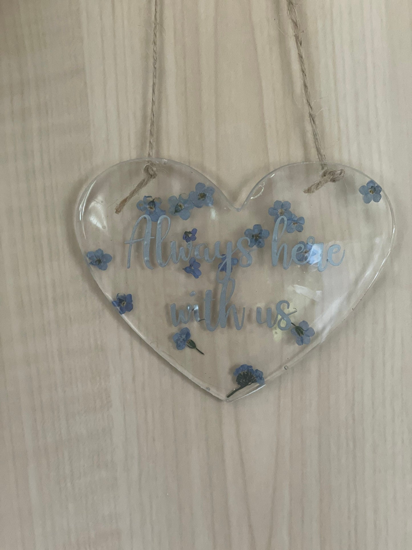 Forget me not hanging heart, Mother’s Day gift, memorial gift, gift for her, gift for nature lover, wildflower heart, sympathy gift,