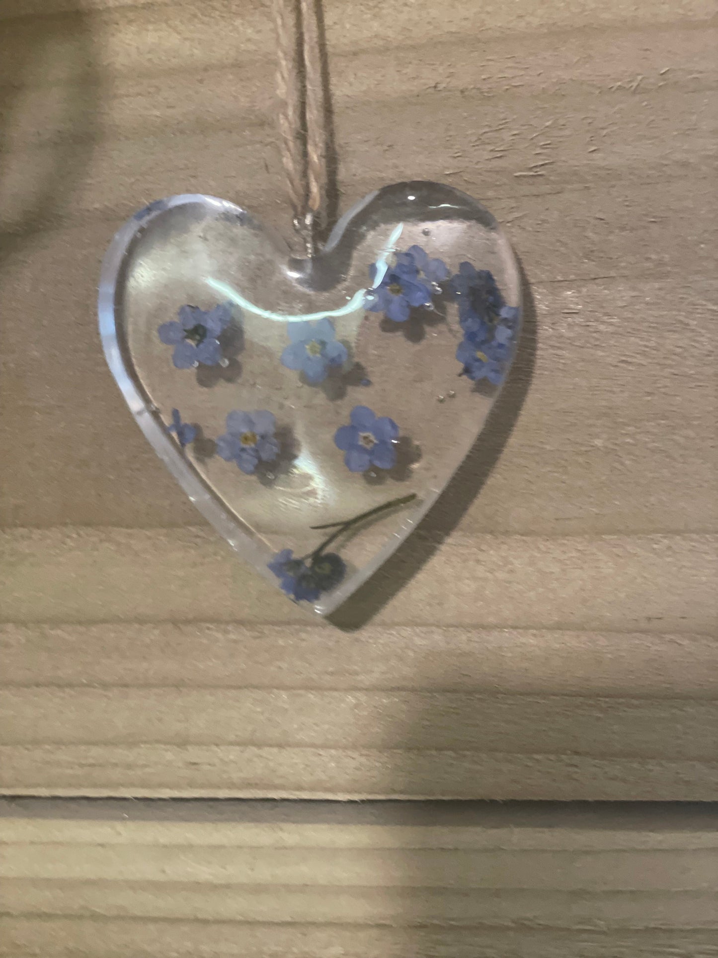 Forget me not hanging heart, Mother’s Day gift, memorial gift, gift for her, gift for nature lover, wildflower heart, sympathy gift,