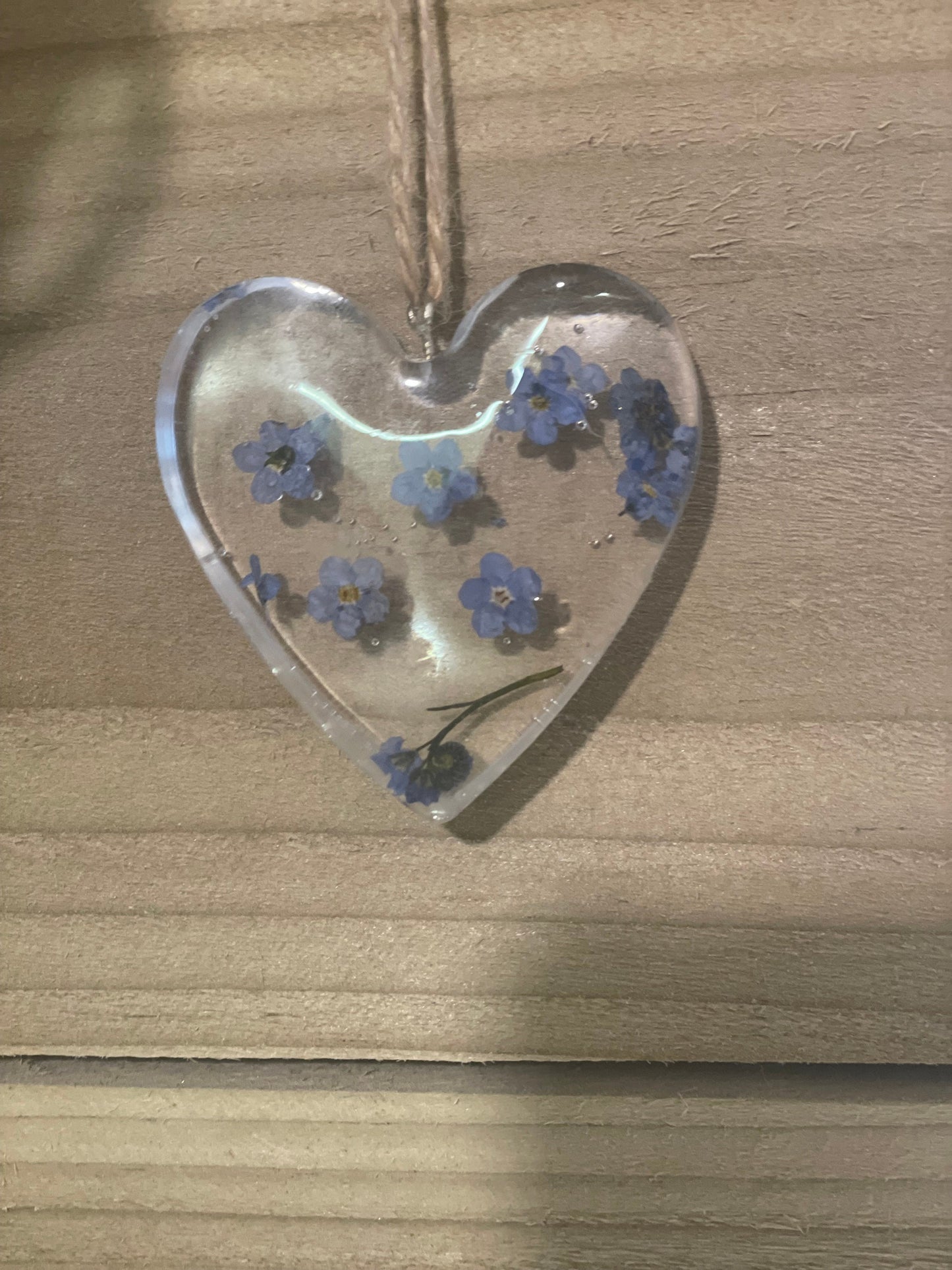 Forget me not hanging heart, Mother’s Day gift, memorial gift, gift for her, gift for nature lover, wildflower heart, sympathy gift,